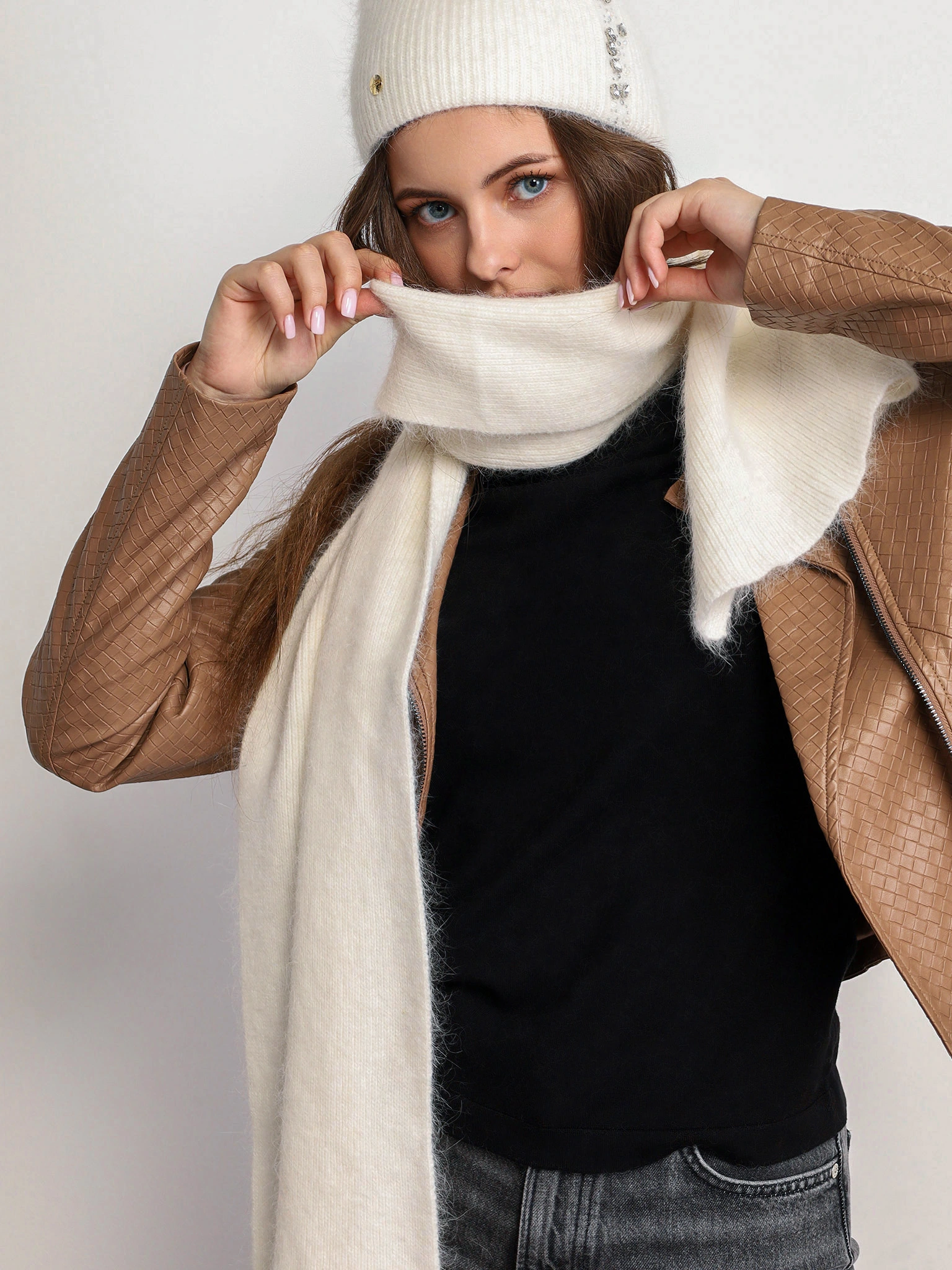 Шарф из ангоры и акрила